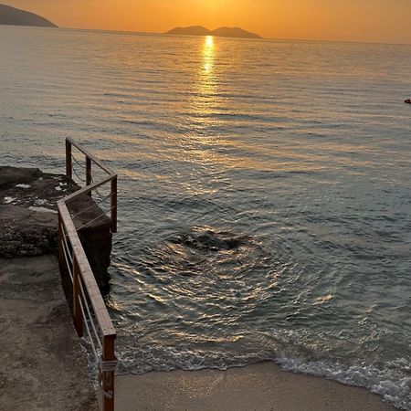 Hotel Kristera Vlorë 외부 사진