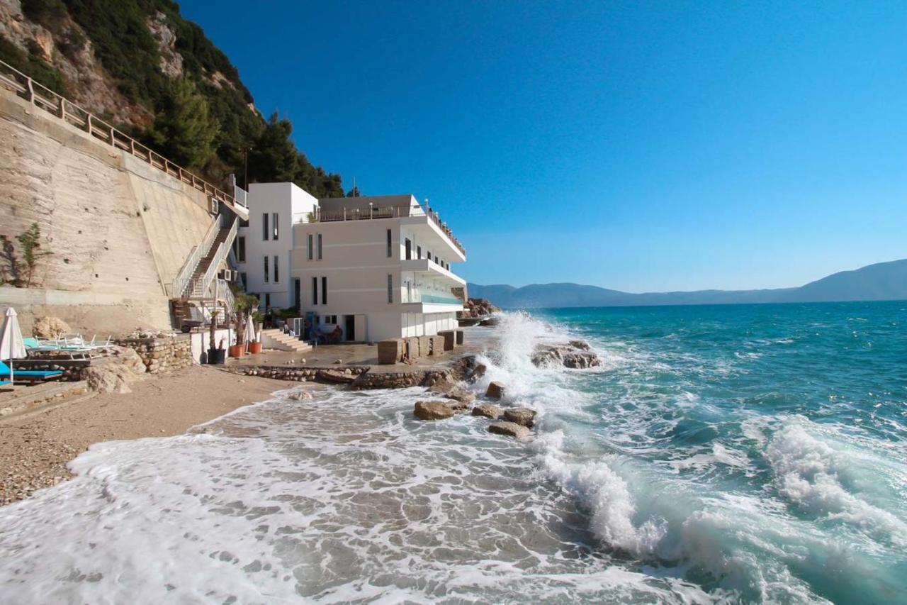 Hotel Kristera Vlorë 외부 사진