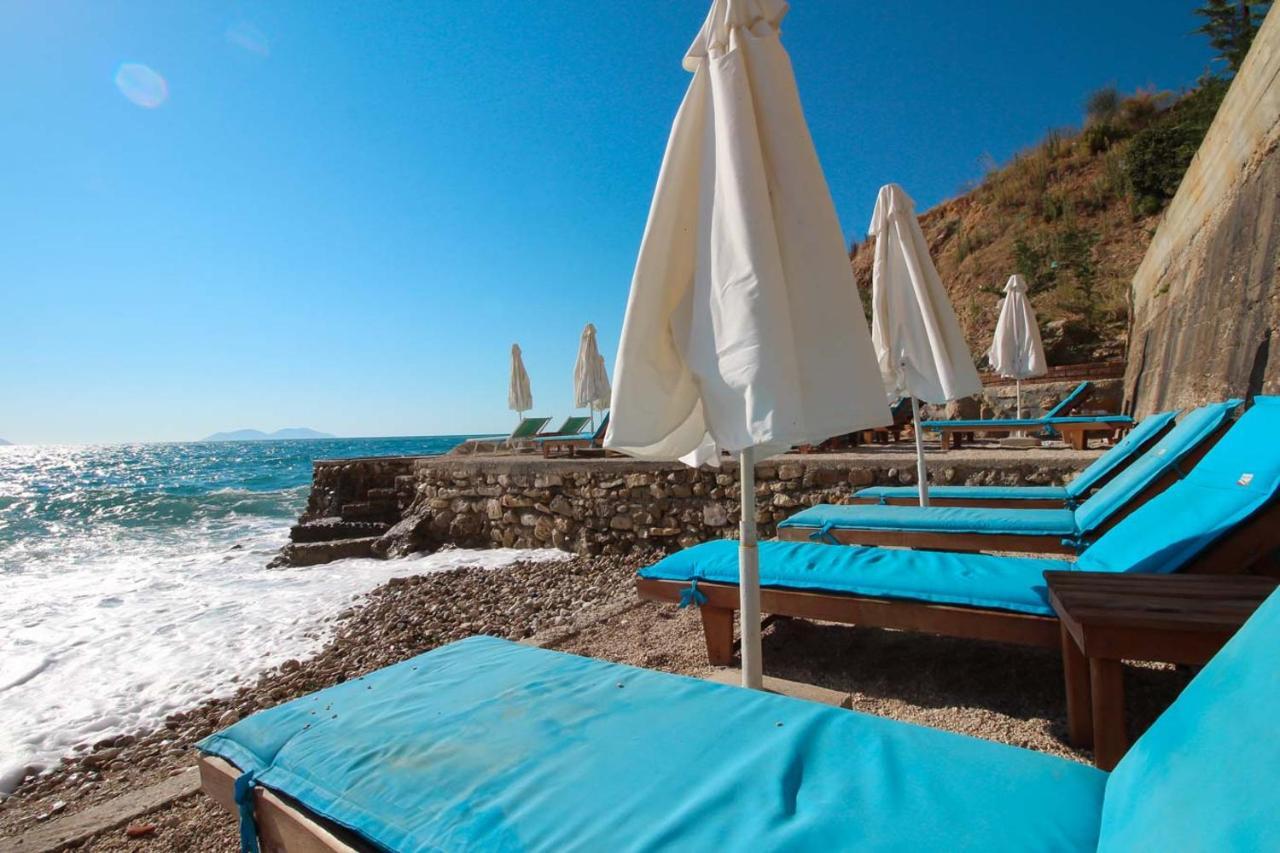 Hotel Kristera Vlorë 외부 사진