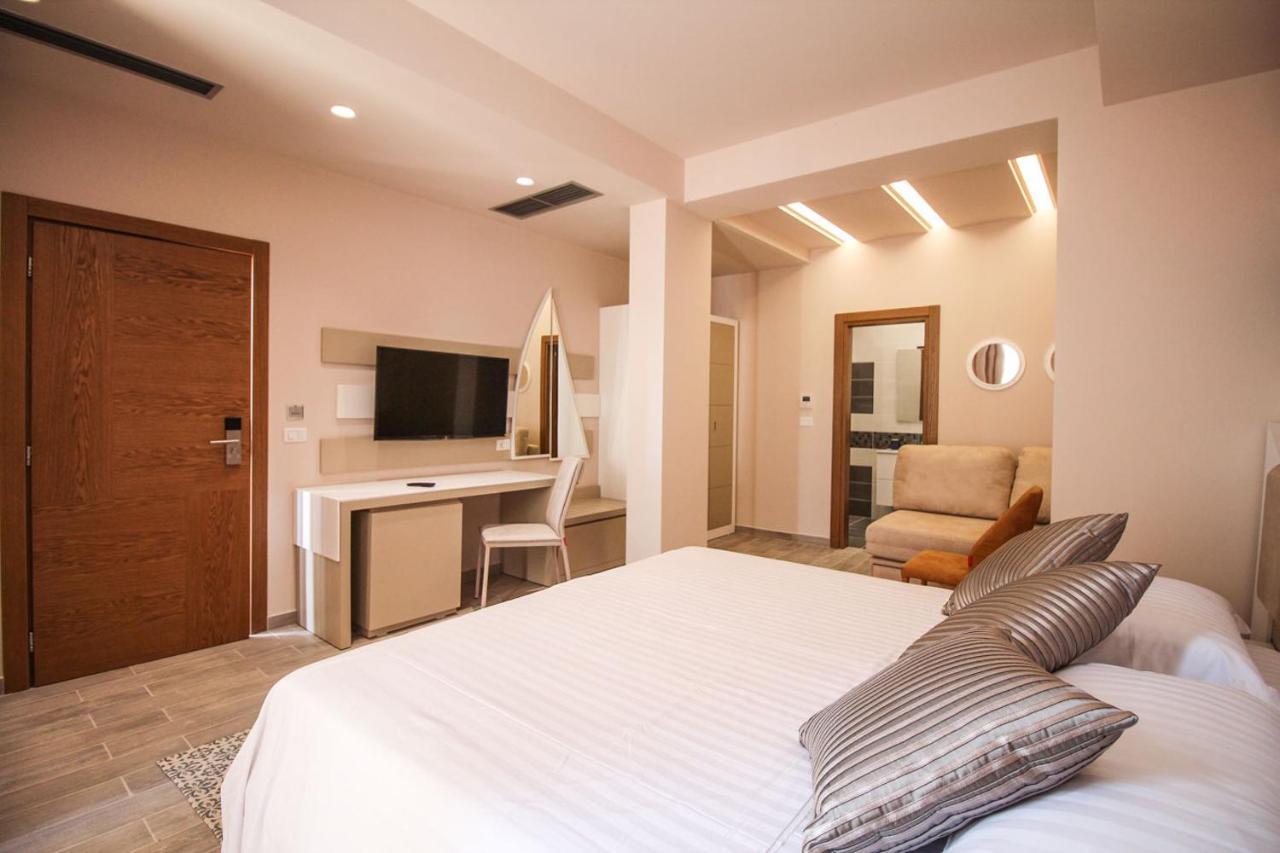 Hotel Kristera Vlorë 외부 사진